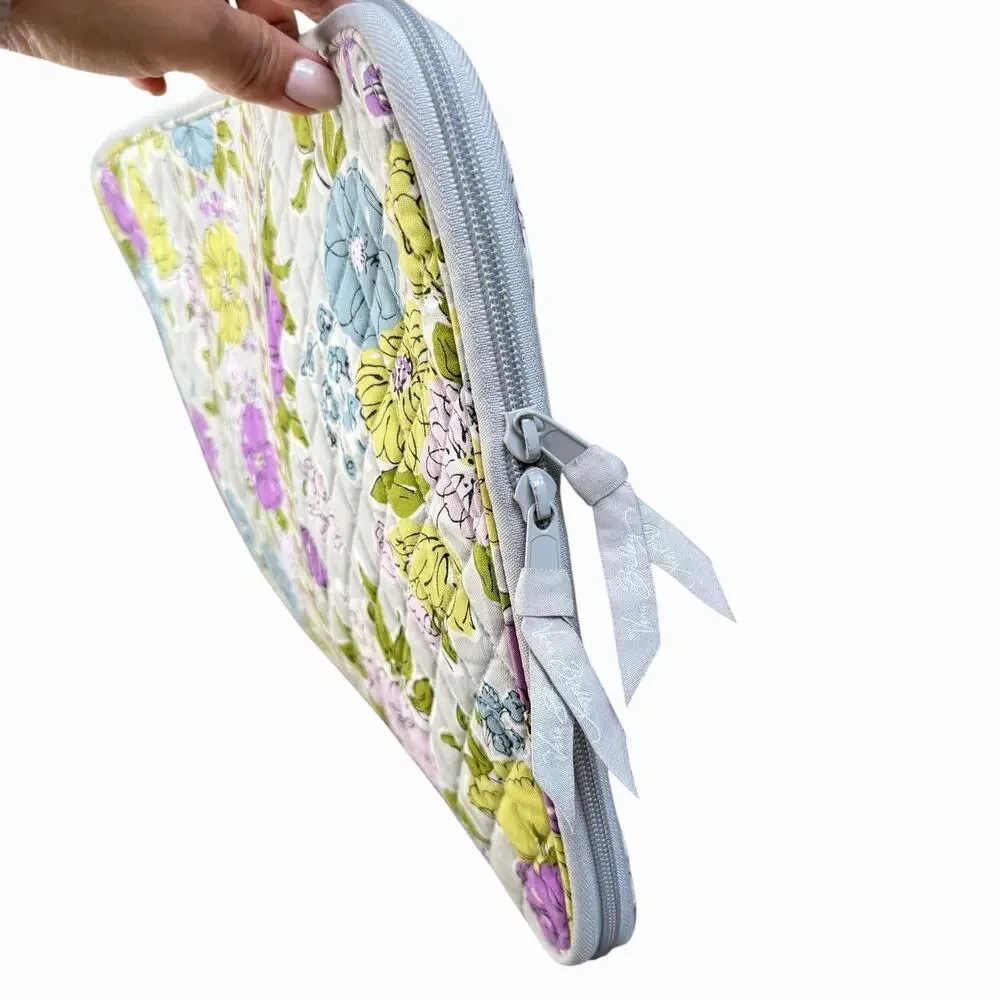 Vera Bradley 17